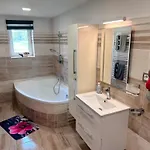 Casa vacanze Wellness Venkov S Virivkou Podbrezi